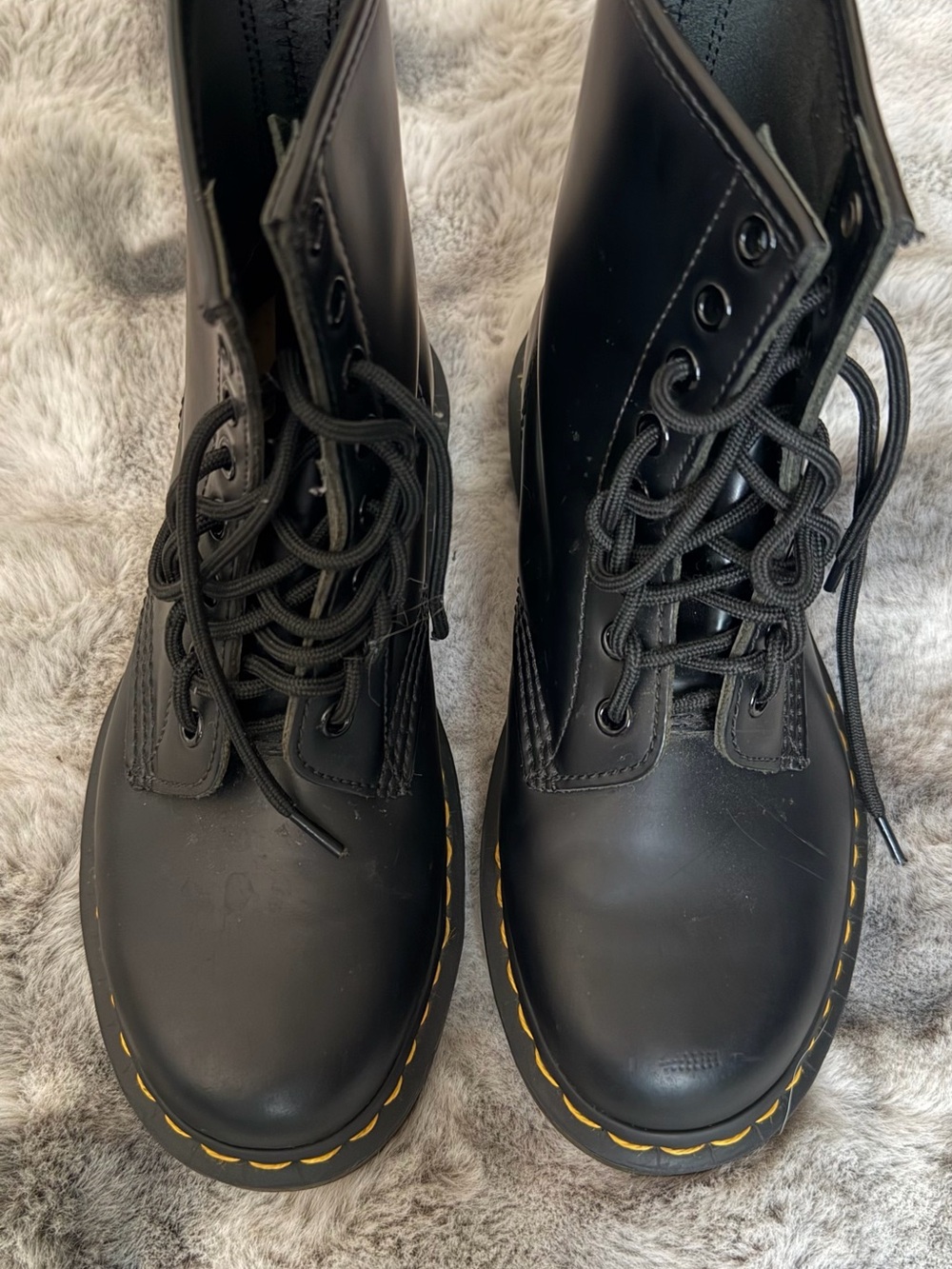 NEW Dr. Martens 1460 Black Smooth Leather Lace-Up Boots